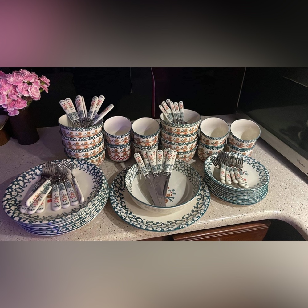 Folk craft gingerbread plate set
